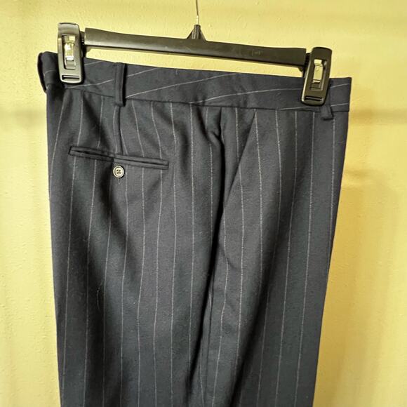 Vintage Chaps pinstripe wool suit set, women's 12 - Picture 8 of 10